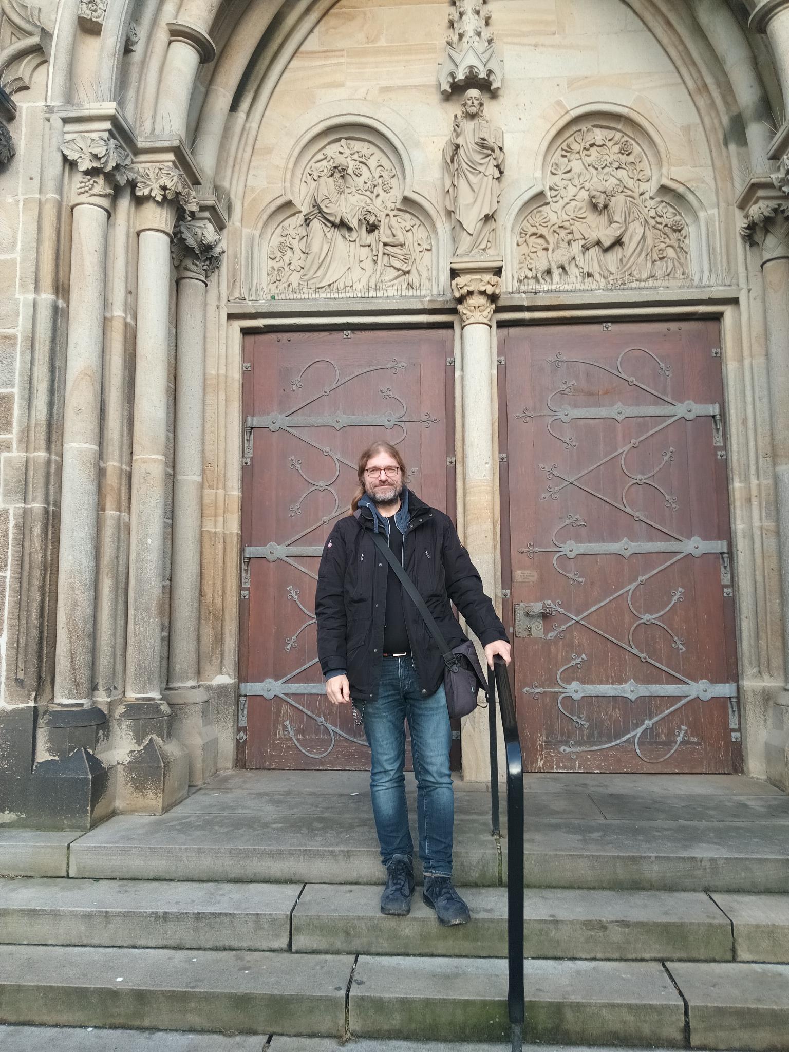 Unsicher aus der Wäsche guckend